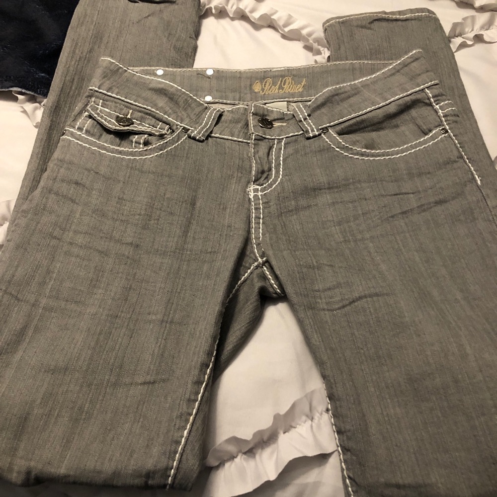 Red Rivet junior size 11 jeans - Picture 5 of 9